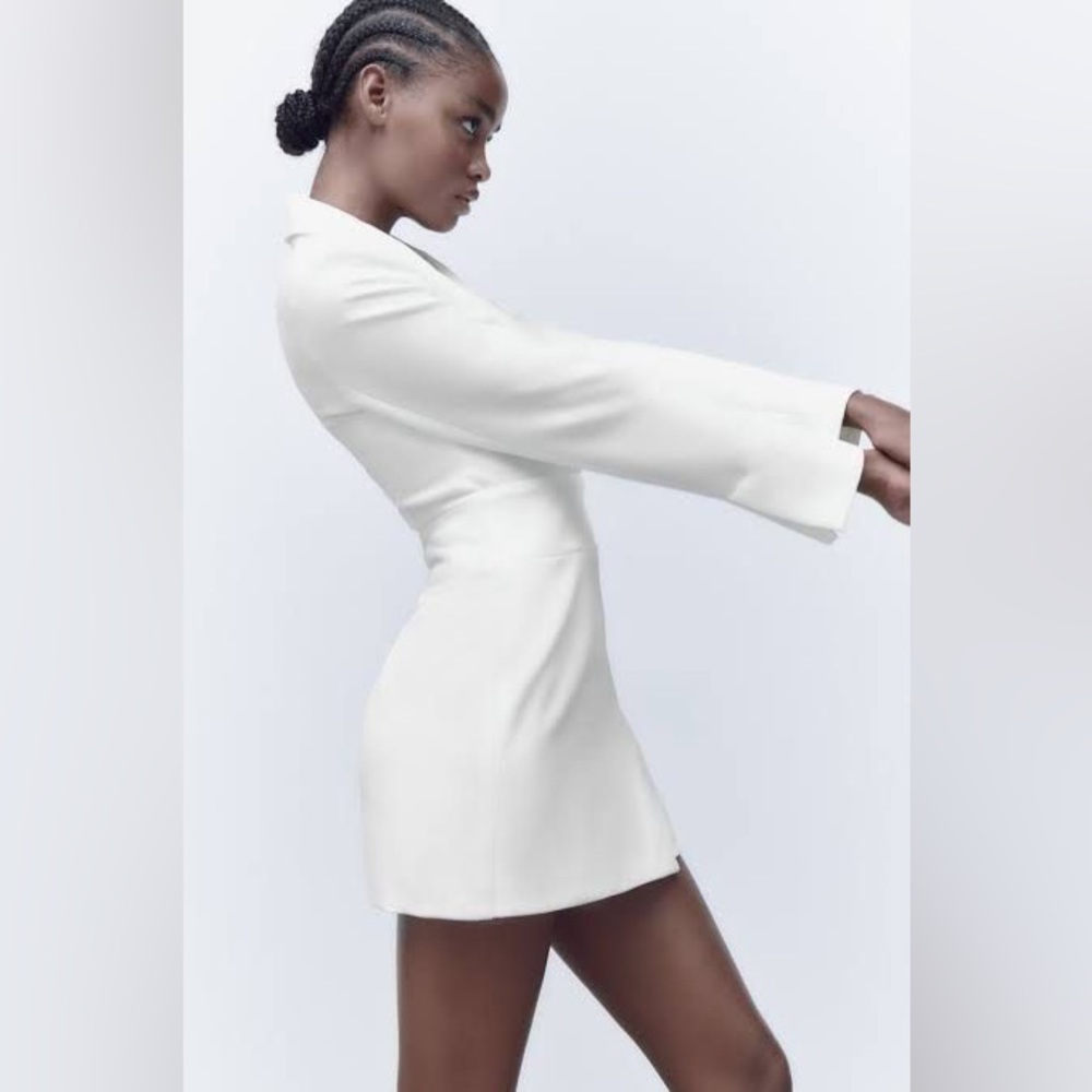 NWT ZARA Blazer Dress in White. Size XS - Picture 3 of 6